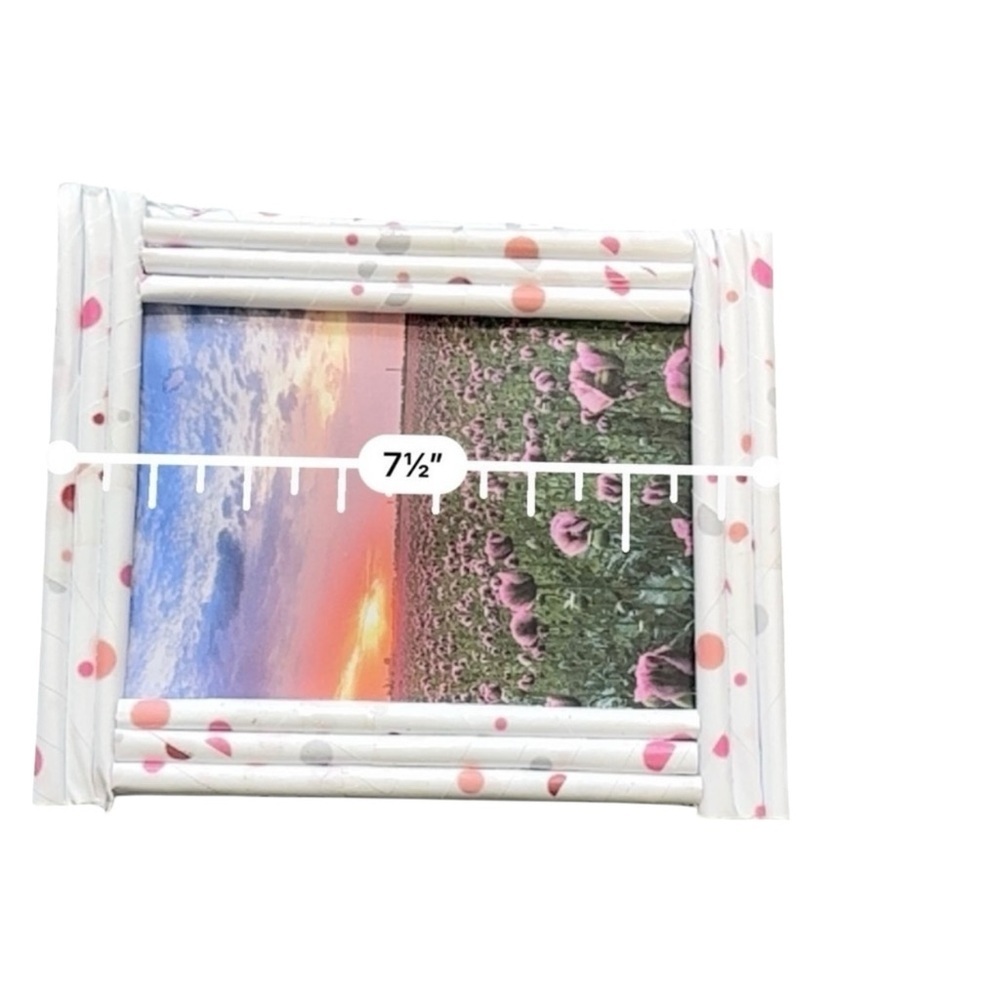 Handmade Spring Photo With Attached Frame - Picture 8 of 8